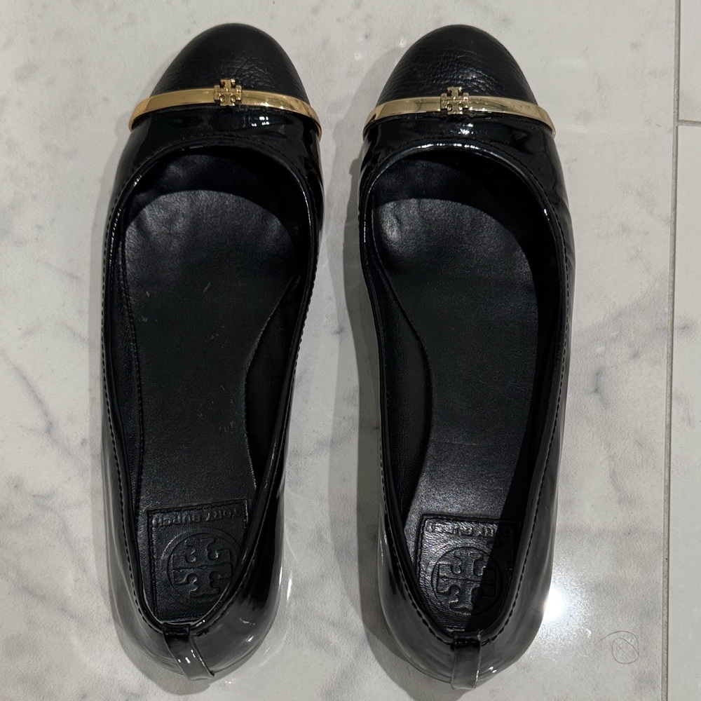 Tory Burch Pacey Black Cap Toe Flat